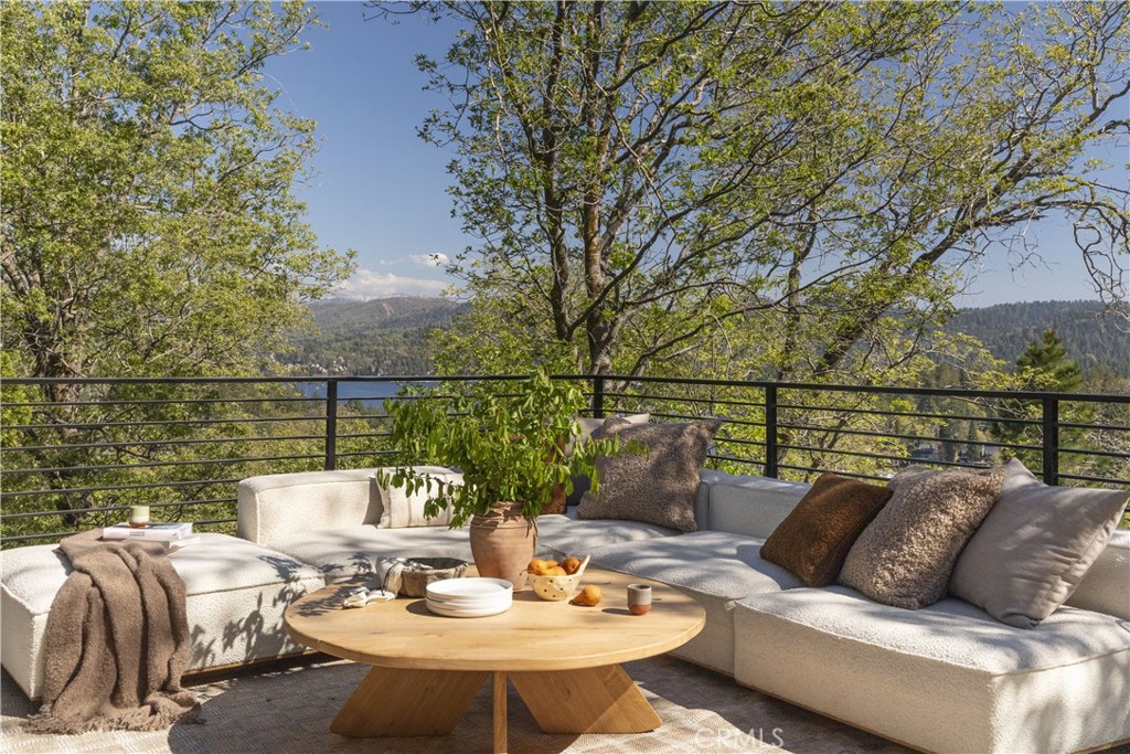 27463 Alpen Property Photo 16