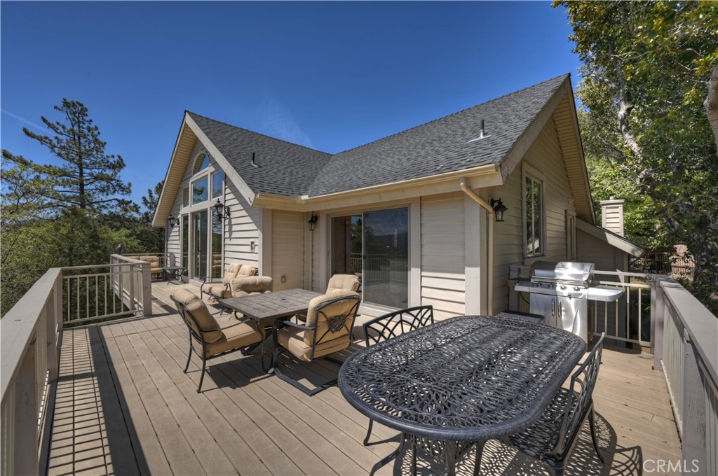1184 Acadia Property Photo 17