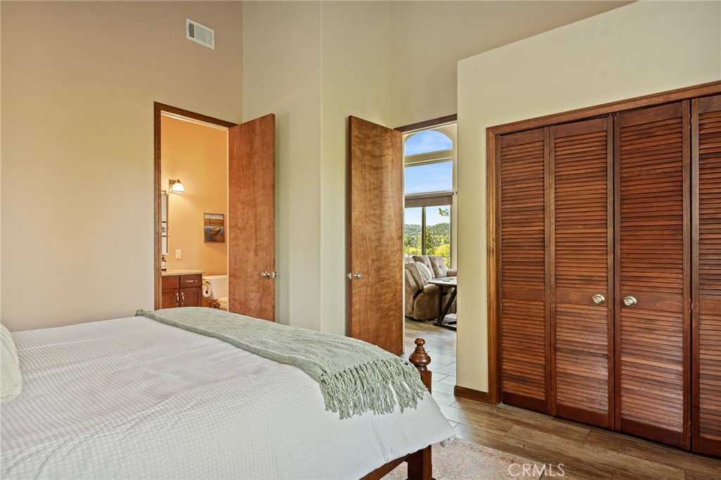 1184 Acadia Property Photo 21