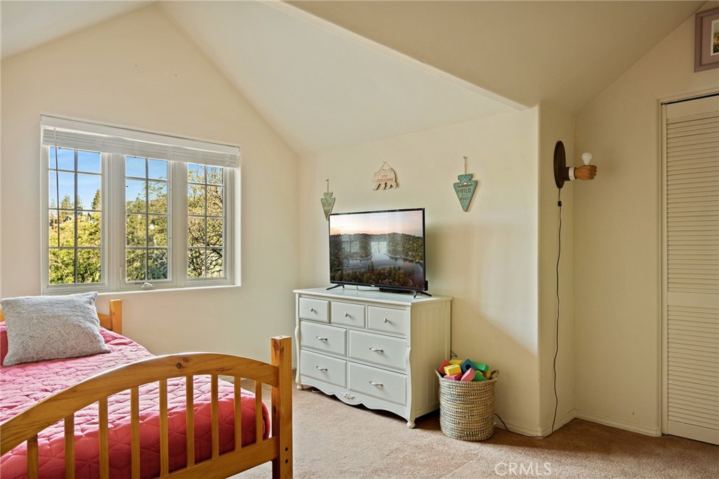 1184 Acadia Property Photo 26