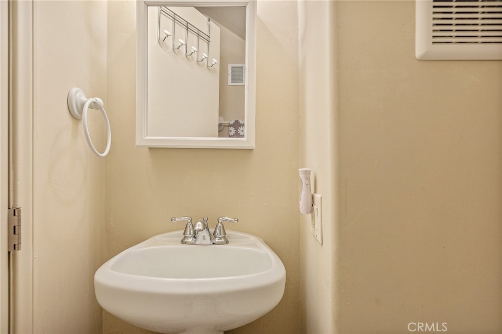 1184 Acadia Property Photo 28