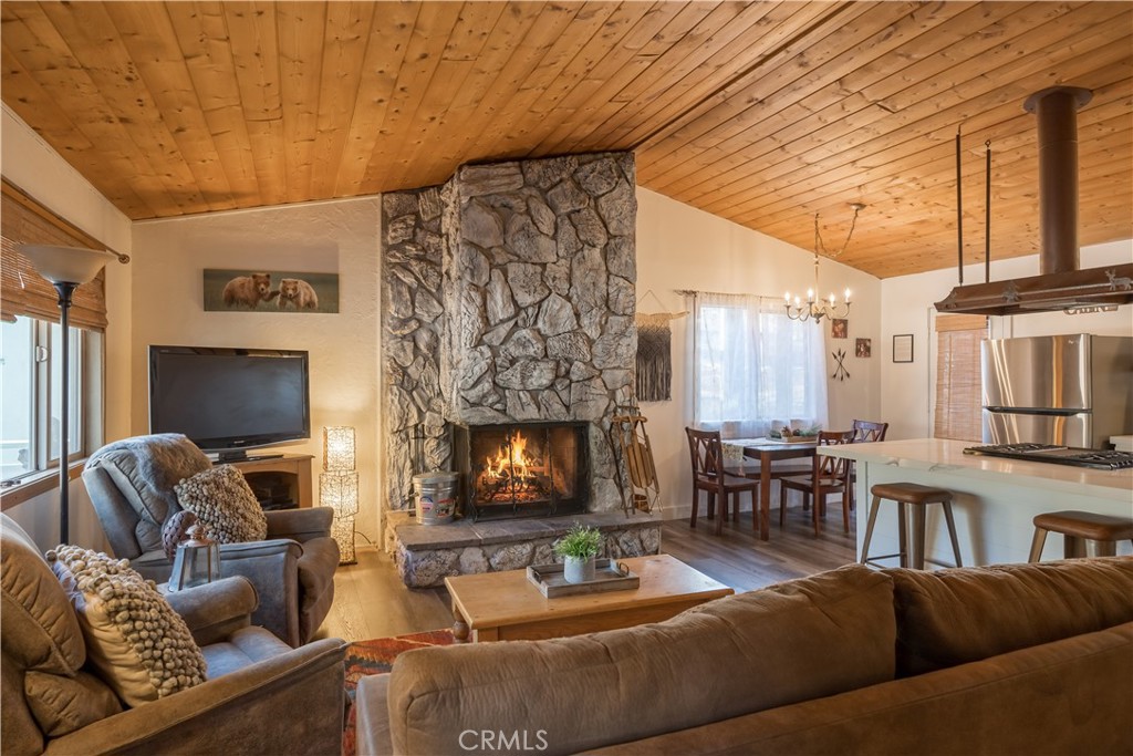 448 Quail Property Photo 14