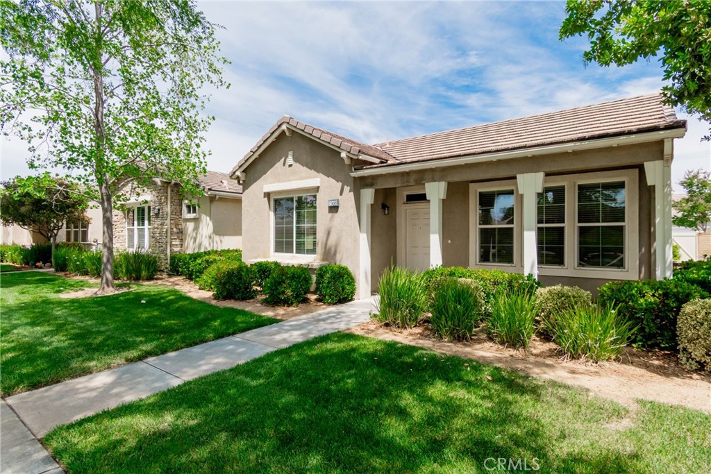 1568 Four Seasons Property Photo 2
