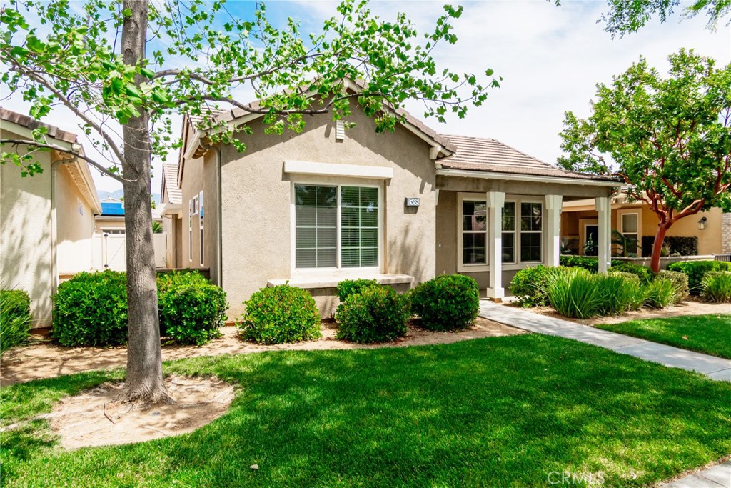 1568 Four Seasons Property Photo 4