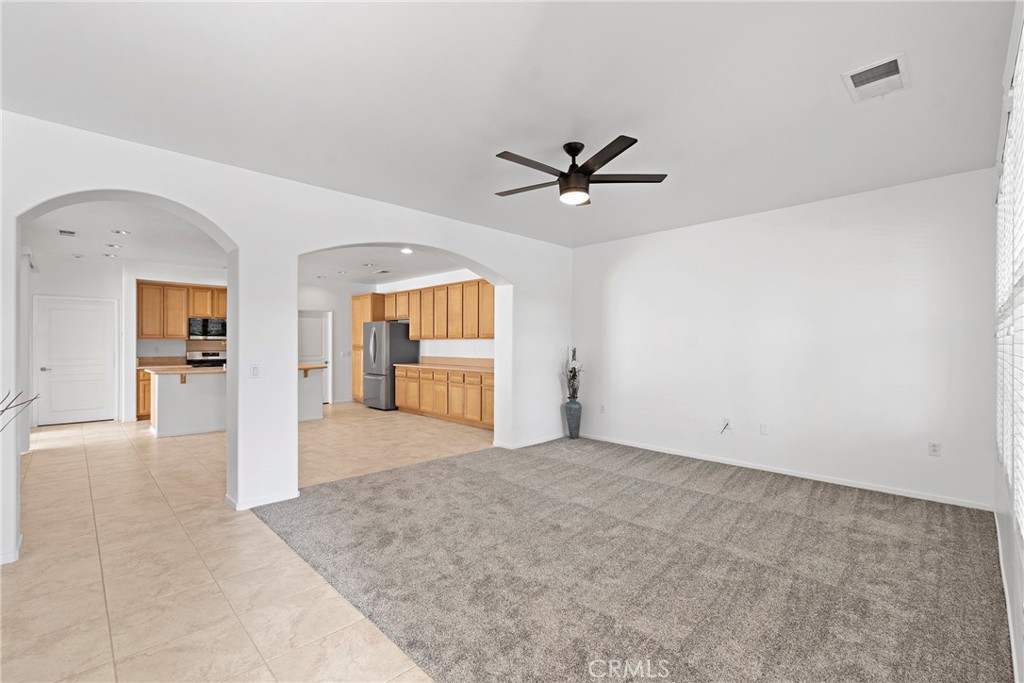 1568 Four Seasons Property Photo 8
