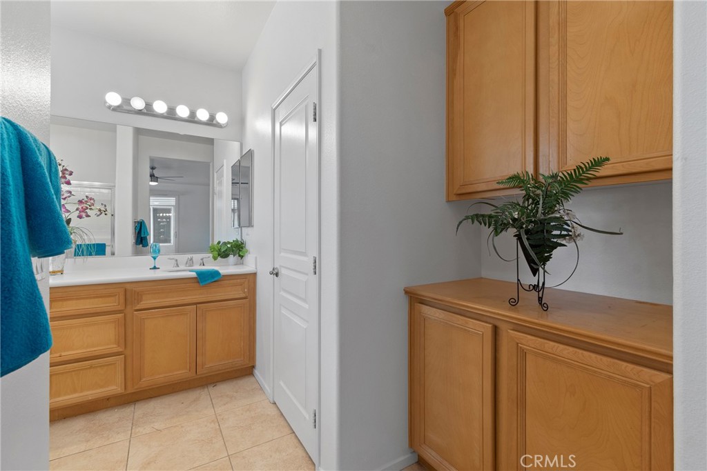 1568 Four Seasons Property Photo 17