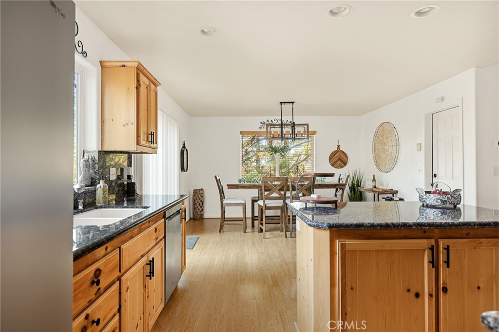 30701 Knoll View Property Photo 10