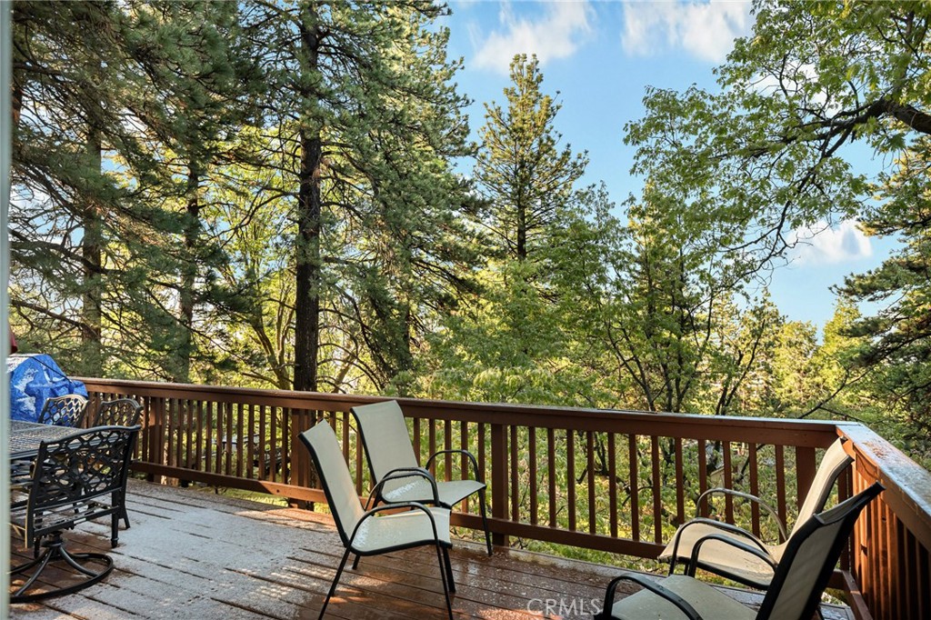 30701 Knoll View Property Photo 18