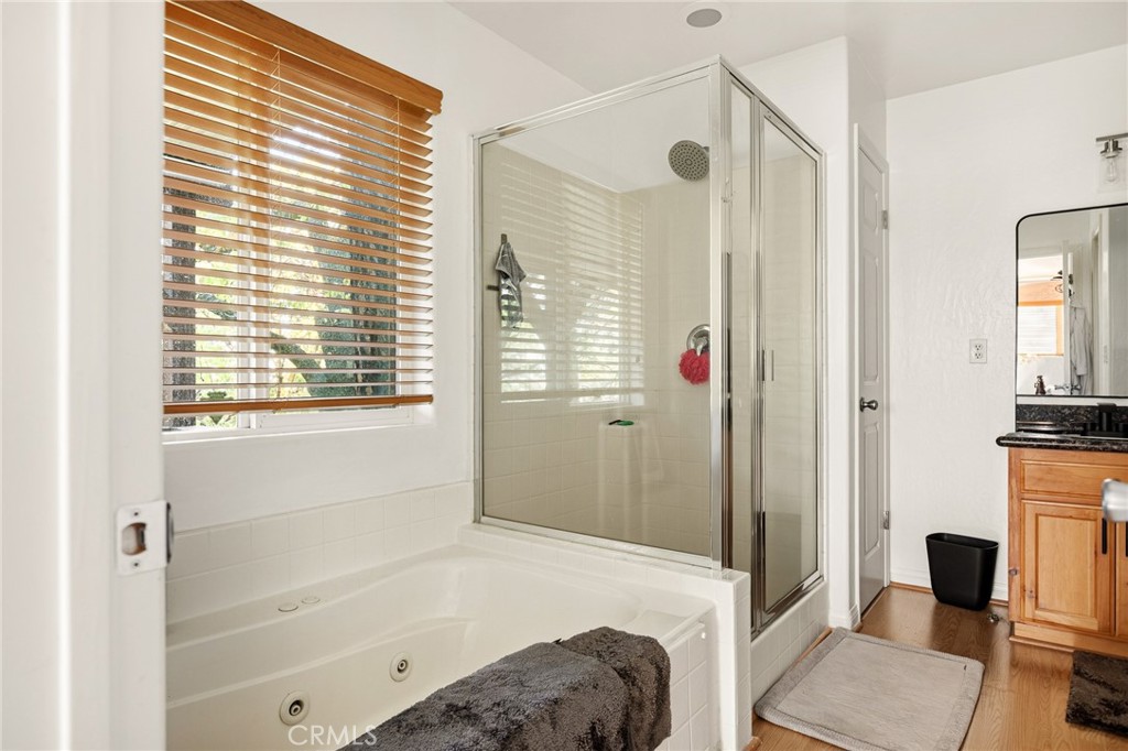 30701 Knoll View Property Photo 25