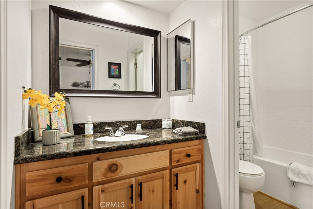 30701 Knoll View Property Photo 31