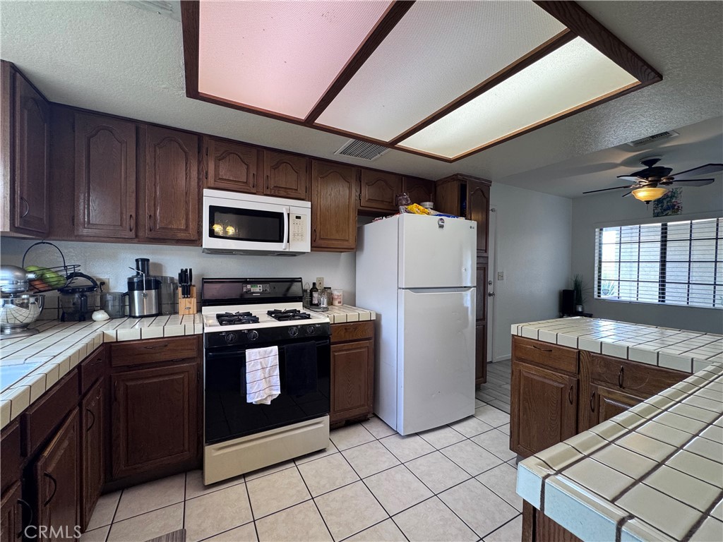 9761 Brookline Property Photo 7