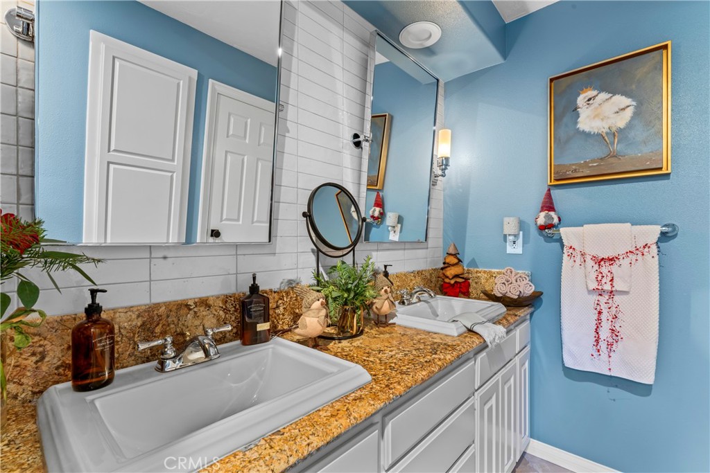 469 Golf Course Road Property Photo 42