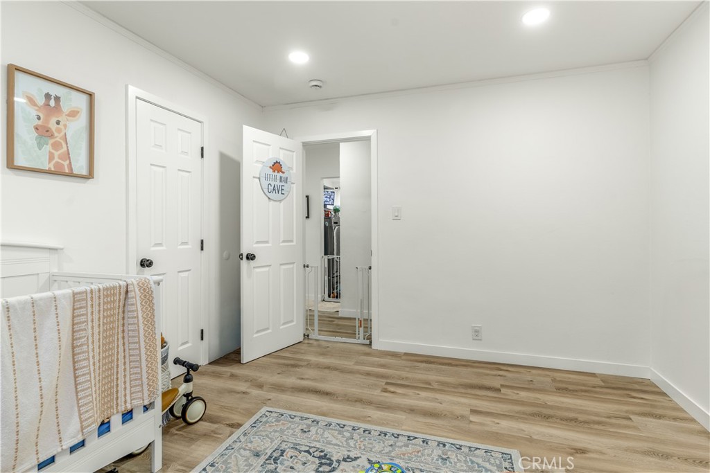 2055 E Nord Property Photo 26