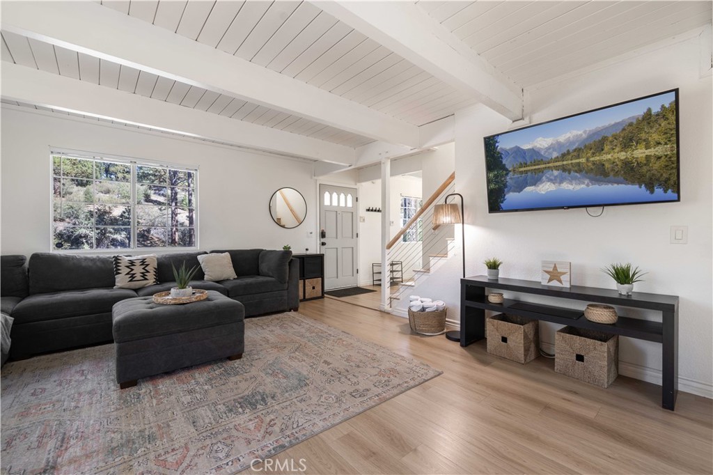 745 Barret Property Photo 4