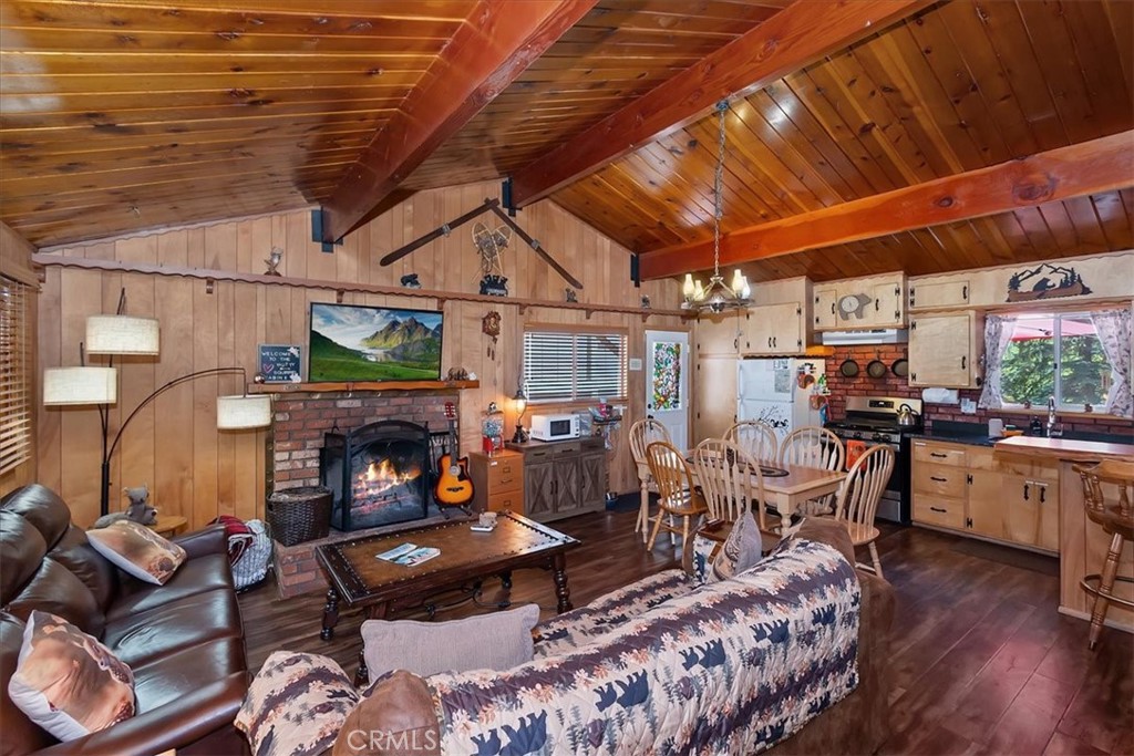 42697 Cougar Property Photo 8