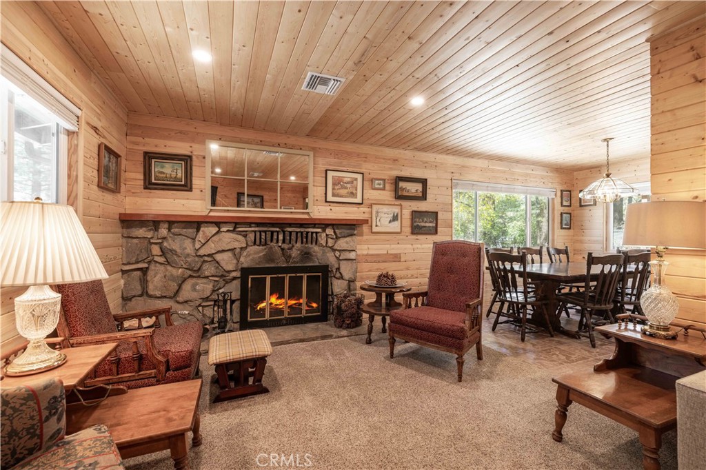 924 Michael Property Photo 3