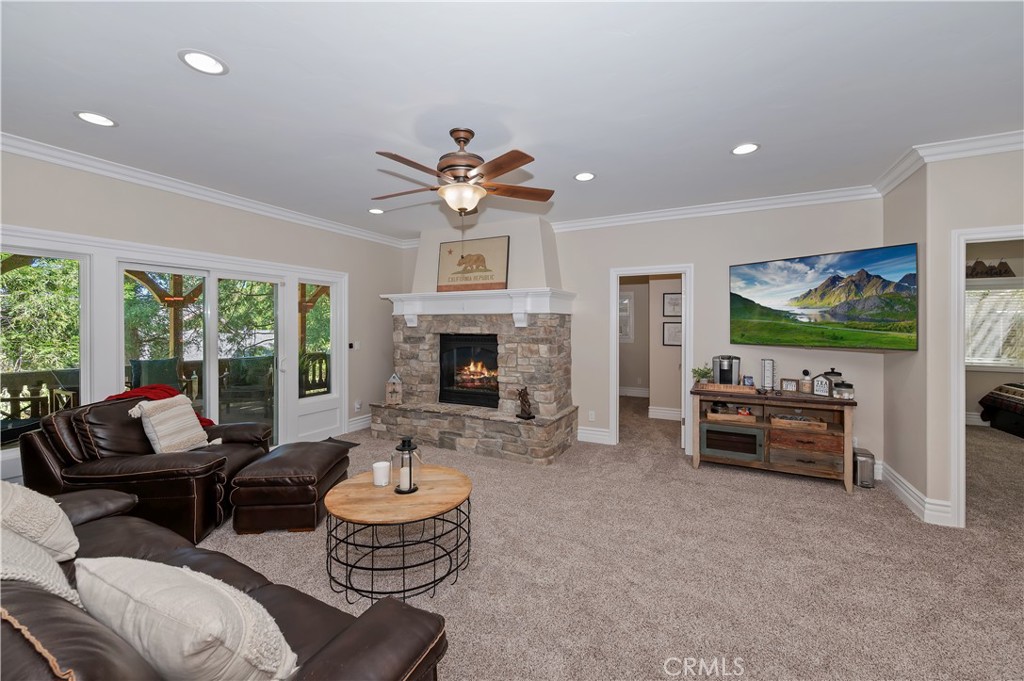 757 Nadelhorn Drive Property Photo 34