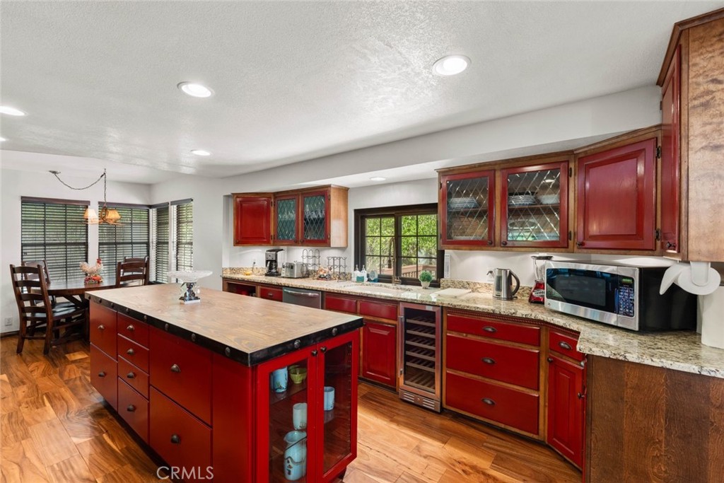 887 Talisman Property Photo 9