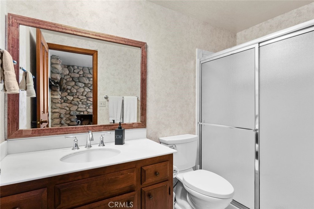 887 Talisman Property Photo 16