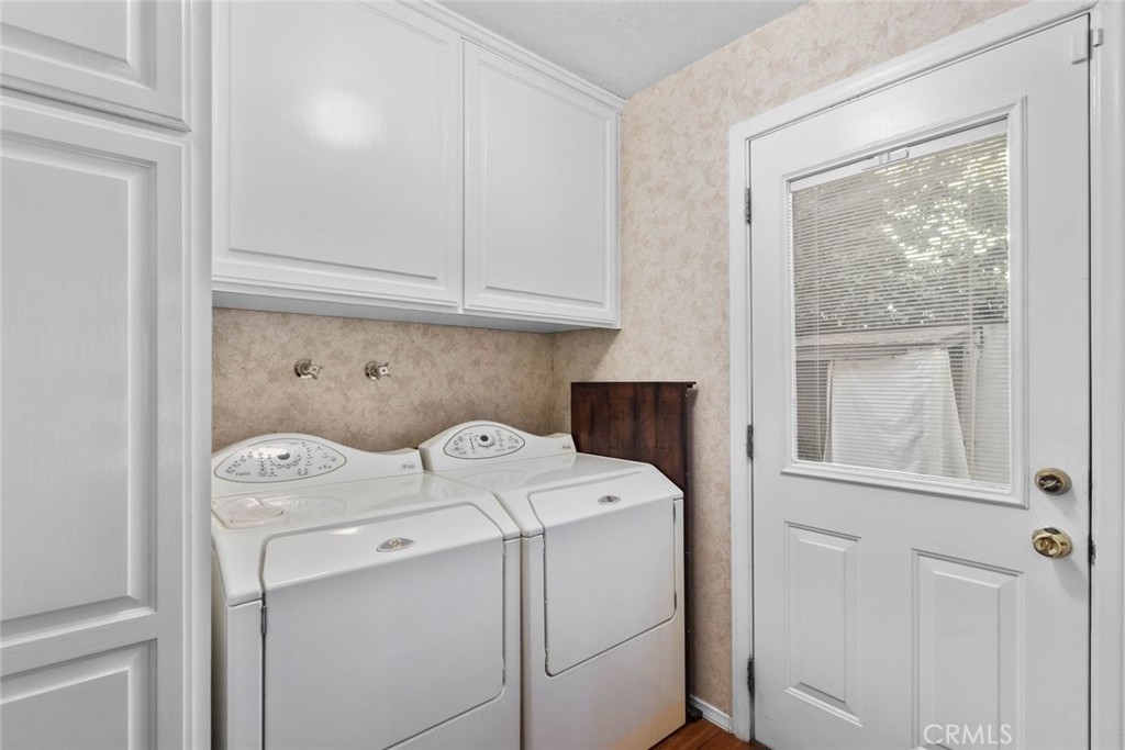 887 Talisman Property Photo 28