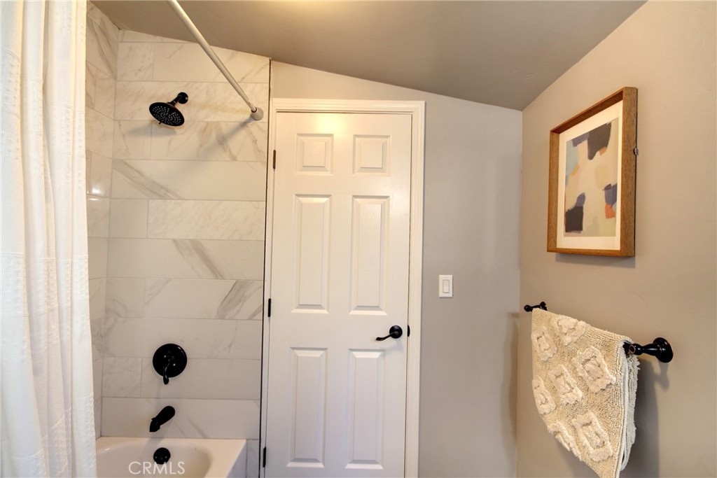 745 Eureka Drive Property Photo 18