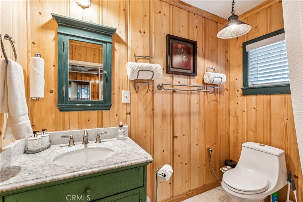 27048 State Highway 189 Property Photo 33
