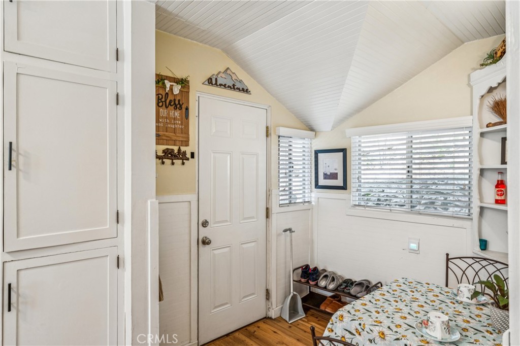 27048 State Highway 189 Property Photo 36