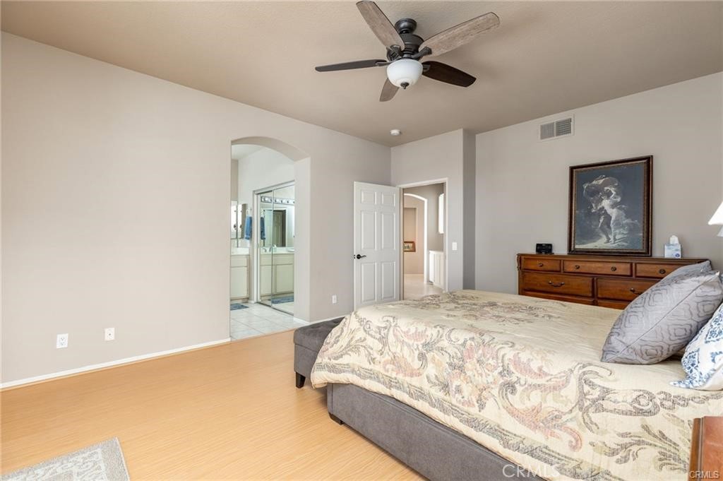 1318 S Bay Hill Property Photo 8