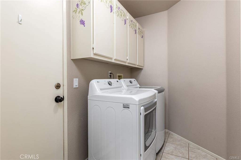 1318 S Bay Hill Property Photo 13