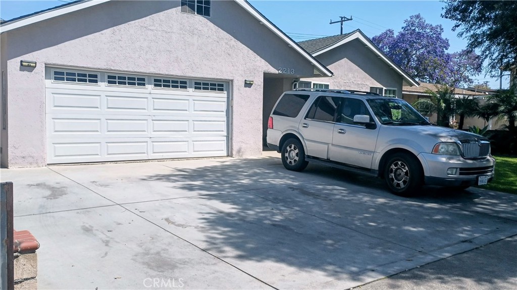 2213 Artesia St Street Property Photo 2