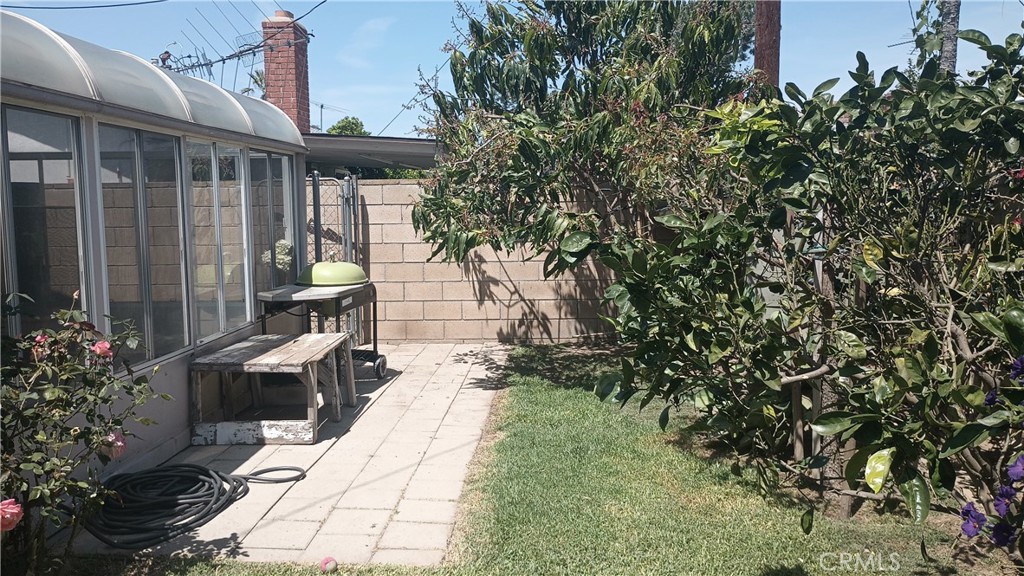 2213 Artesia St Street Property Photo 17