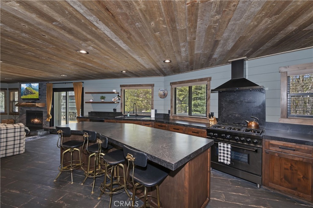 41940 Centre Court Property Photo 13