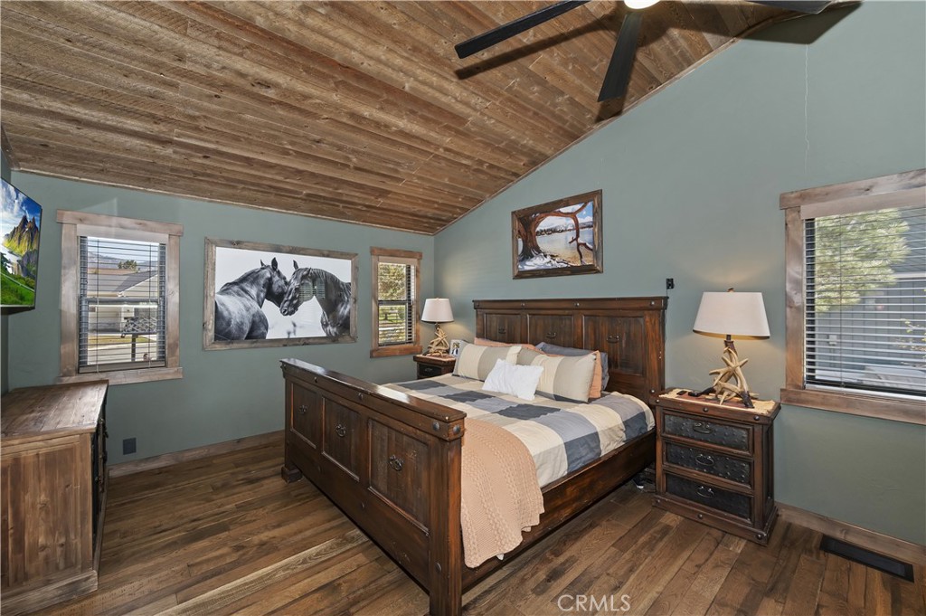 41940 Centre Court Property Photo 17