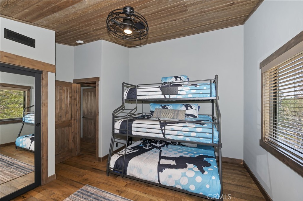 41940 Centre Court Property Photo 29