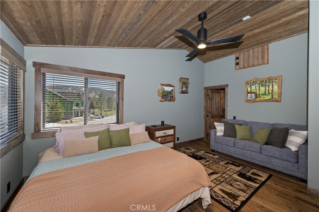 41940 Centre Court Property Photo 31