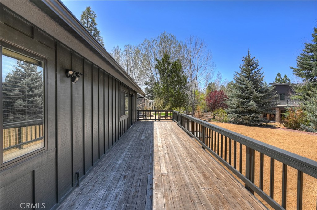 41940 Centre Court Property Photo 43