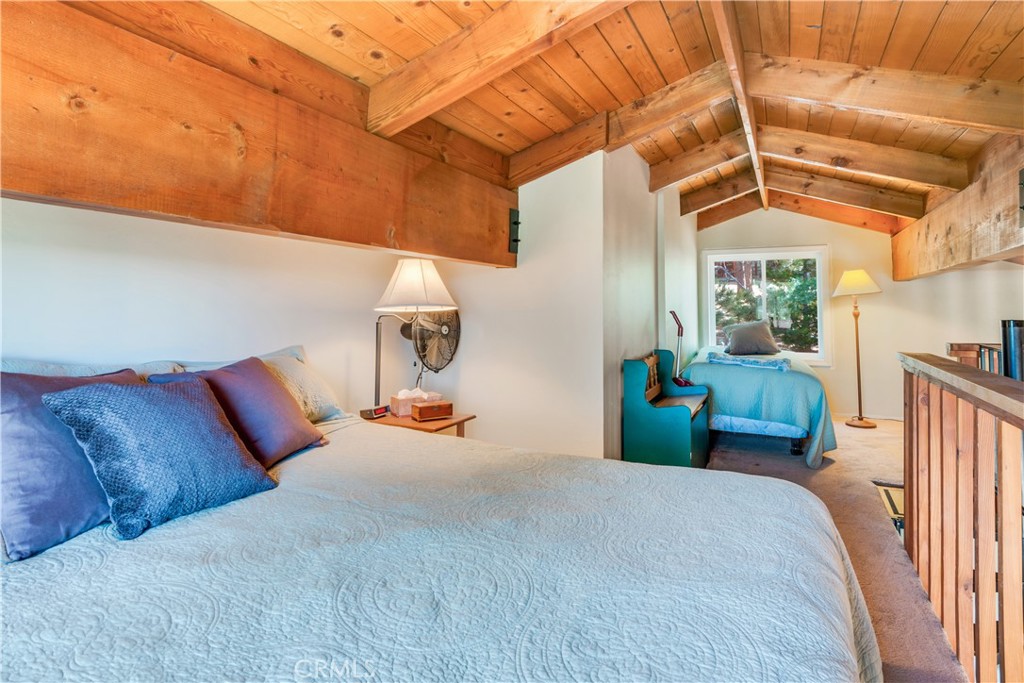 39576 Oak Glen Road Property Photo 25