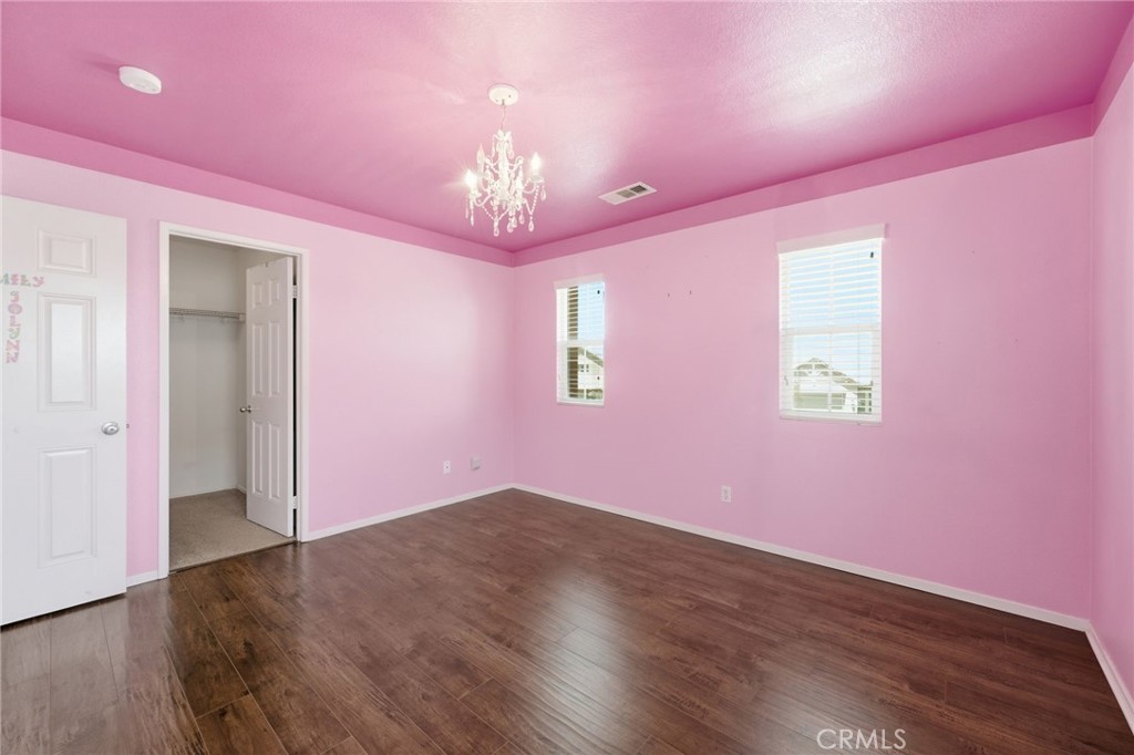 1447 Daffodil Way Property Photo 33