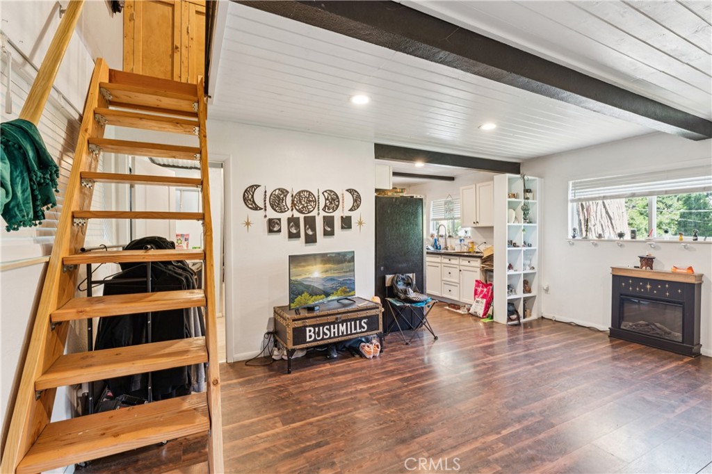 794 Woodland Property Photo 23