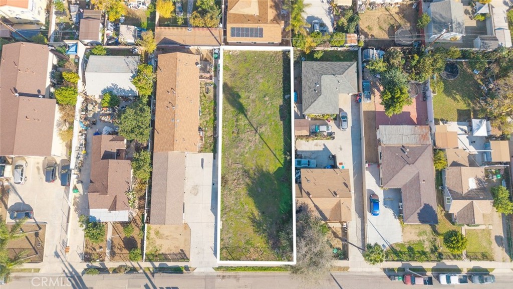 1243 E Street Property Photo 1