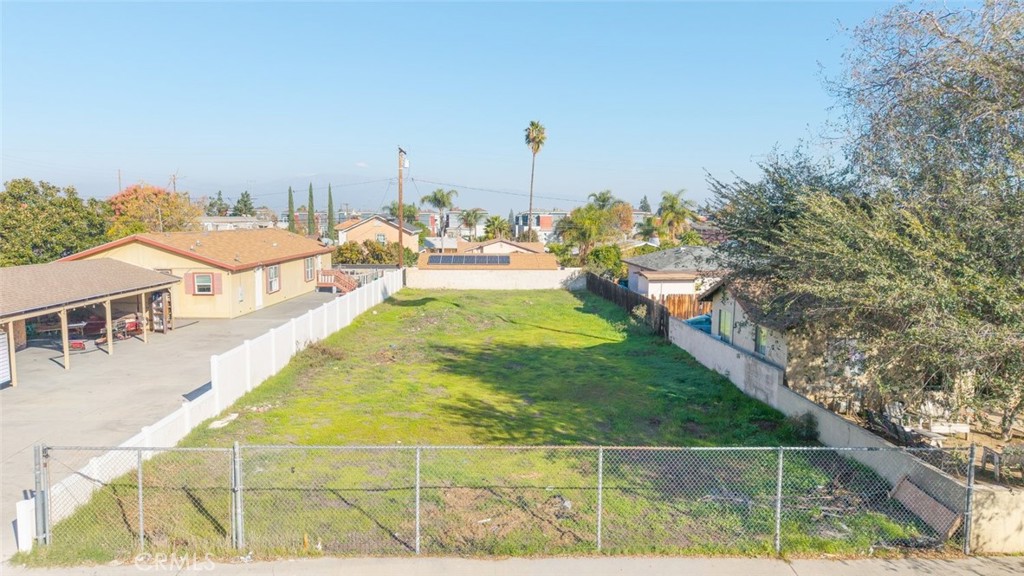 1243 E Street Property Photo 2