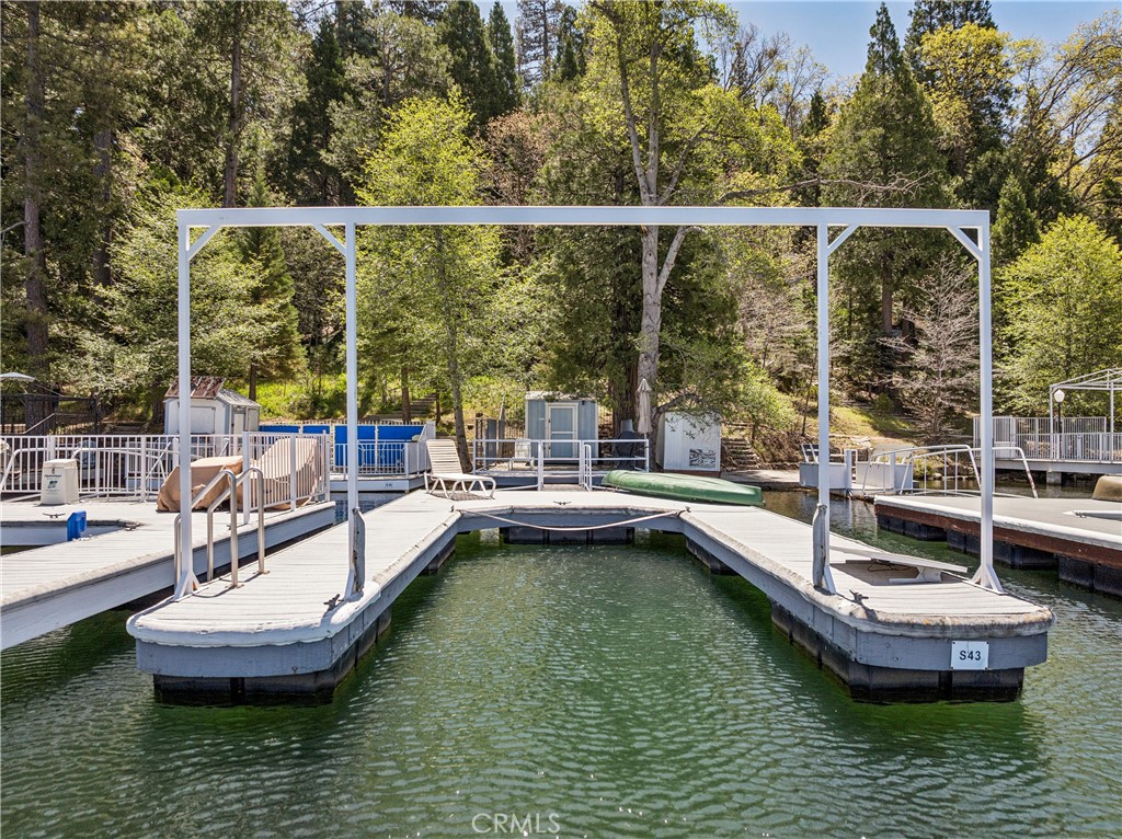 43 S43 -Single Slip Dock Property Photo 1