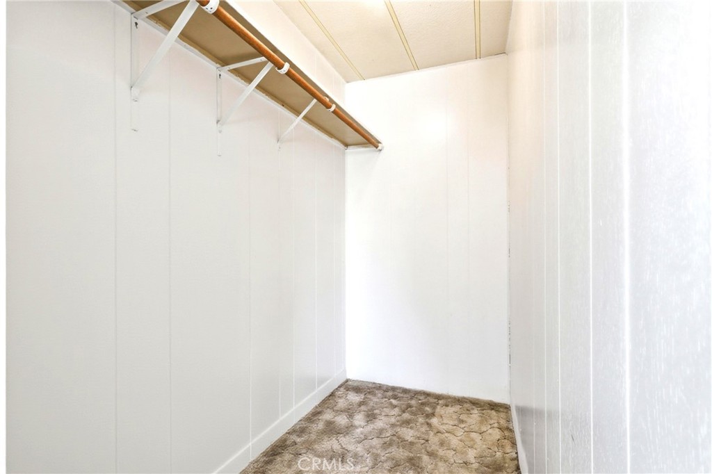 9391 California Ave 35 Property Photo 20