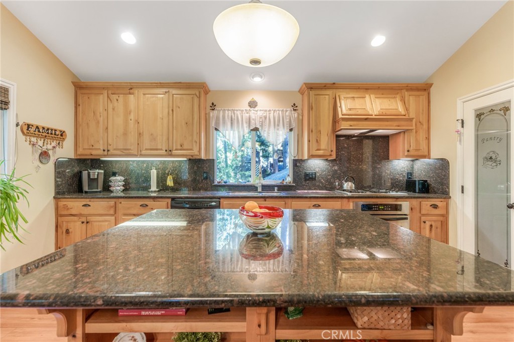 24380 Horst Property Photo 9