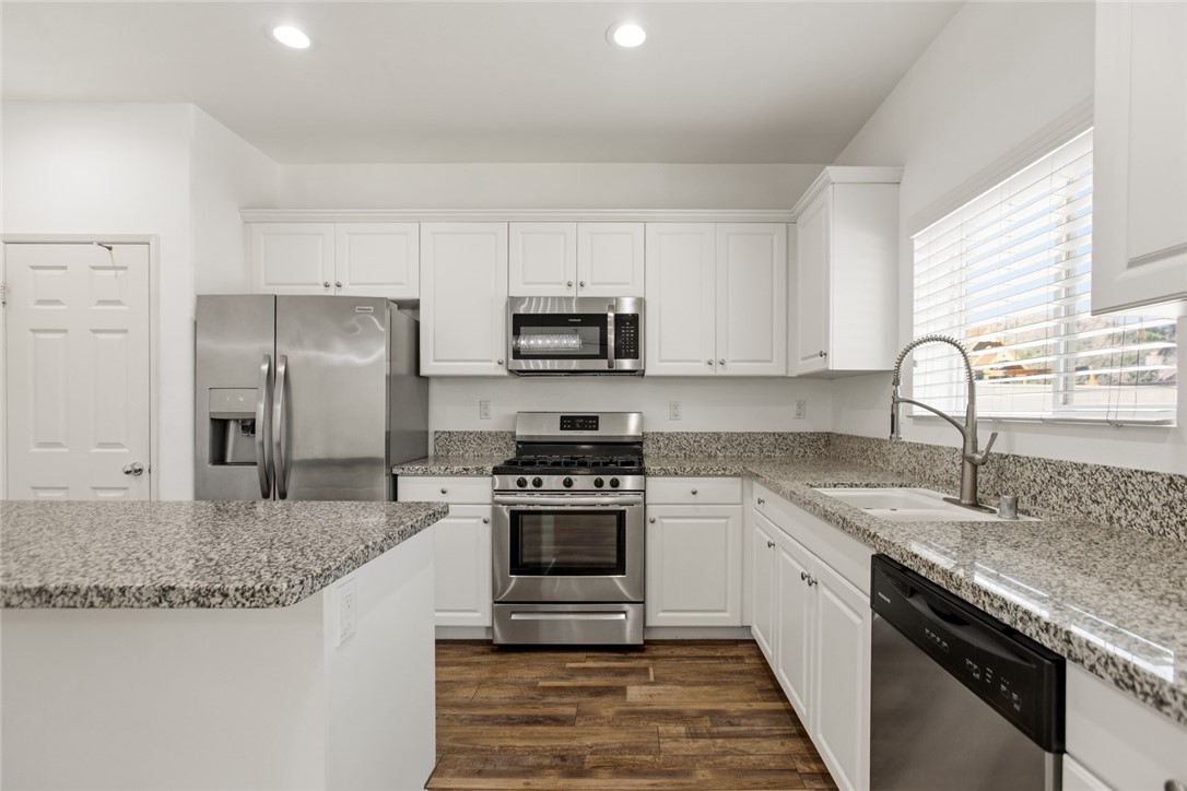 5336 Flabob Property Photo 3