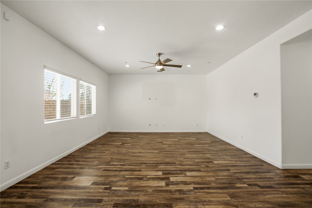5336 Flabob Property Photo 7