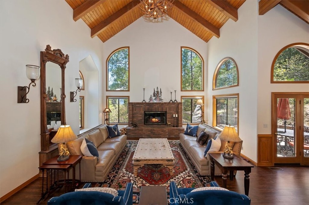 27336 Alpen Property Photo 4