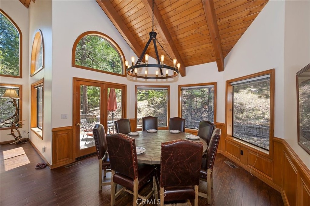 27336 Alpen Property Photo 9
