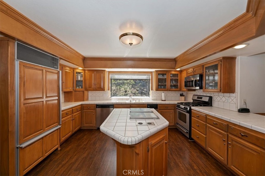 27336 Alpen Property Photo 11