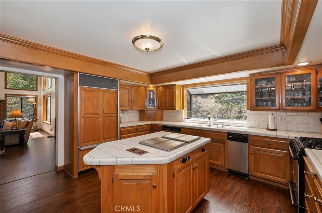27336 Alpen Property Photo 12